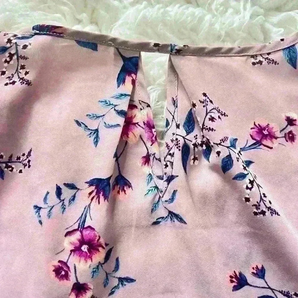 Pink Floral Top - Picture 2 of 2